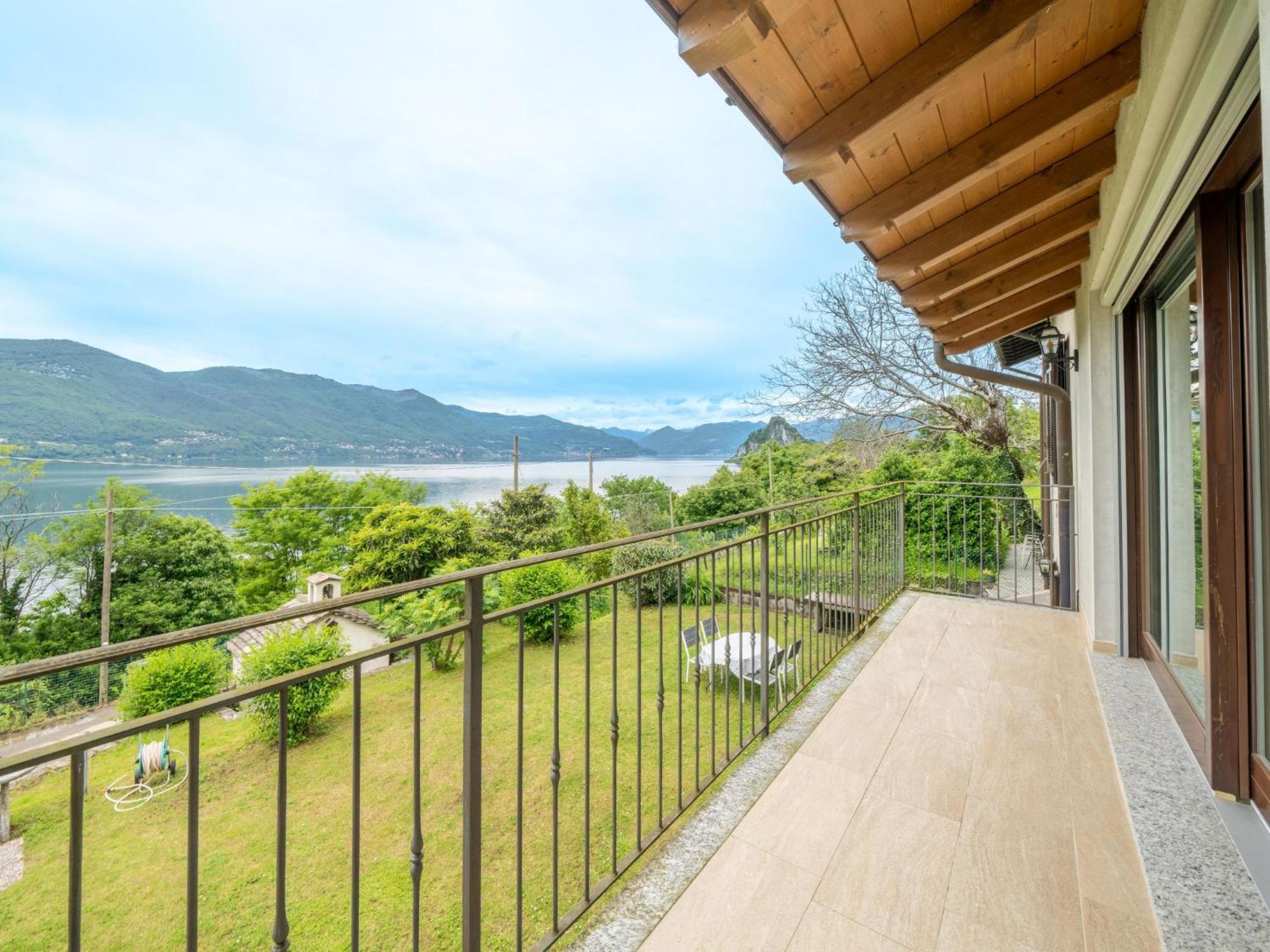Apartment Tondo-2 By Interhome Castelveccana 外观 照片
